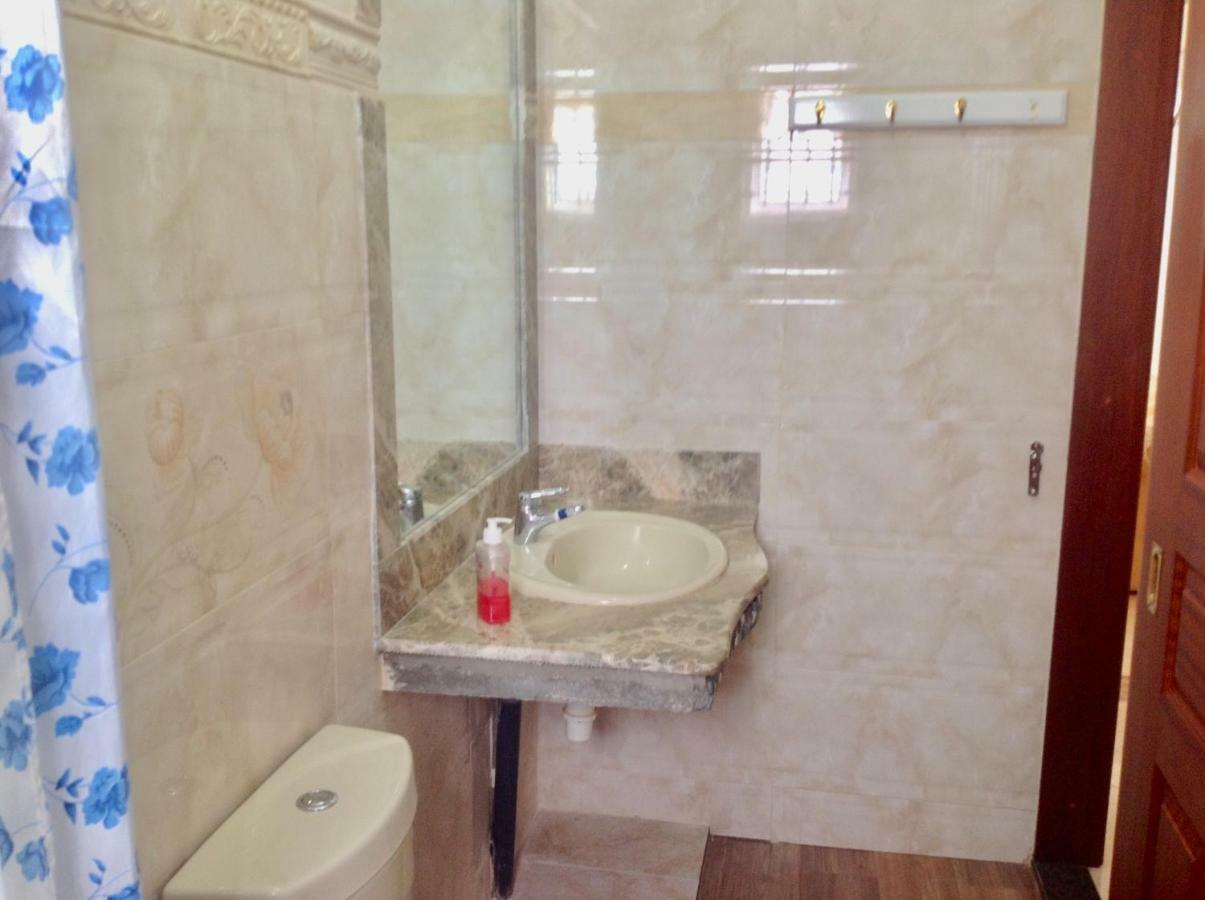 Cardamon Villa Is A 2 Bedroom With 1 Bathroom And Seperate Toilet Detached House With Ac And Swimming Pool , 5 Minutes Walk From Flic En Flac Public Beach Kültér fotó